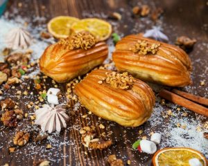 Заварные с белковым кремом от Крендель вес 1кг